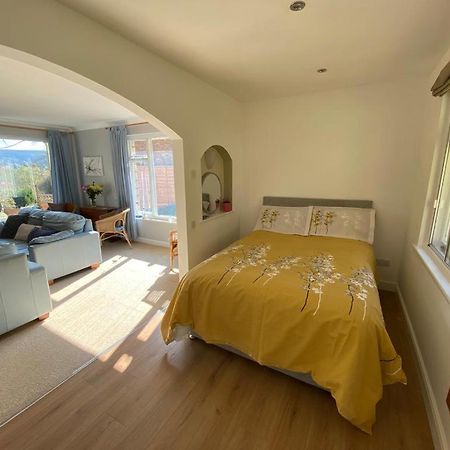 Burnbrae Villa Sleights ภายนอก รูปภาพ